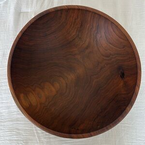 Andrew Pearce x-large Champlain wooden bowl. 20” diameter. Excellent condition.